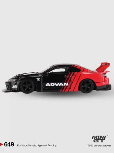 Nissan GT-R Nismo 2024 Brilliant White Pearl